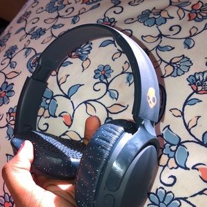 Bluetooth headphones